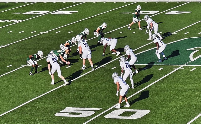 双重嘲讽！唇语揭秘杜兰特刚克劳斯辱骂：有种动手别嘴炮.